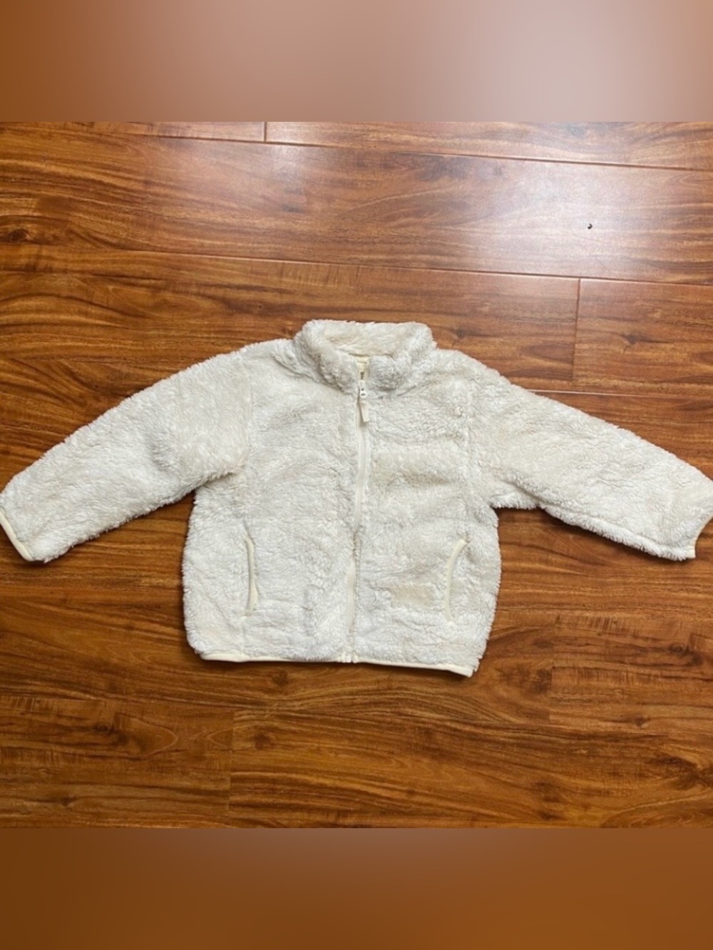 Uniqlo Toddler Girl Cream Soft Faux Fur Teddy Full Zip Jacket Size 3/4 Cabincore